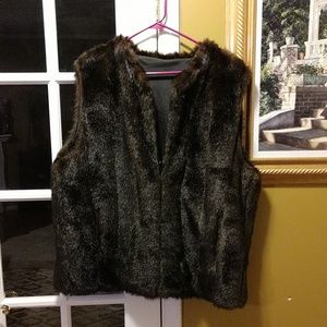 Fur vest